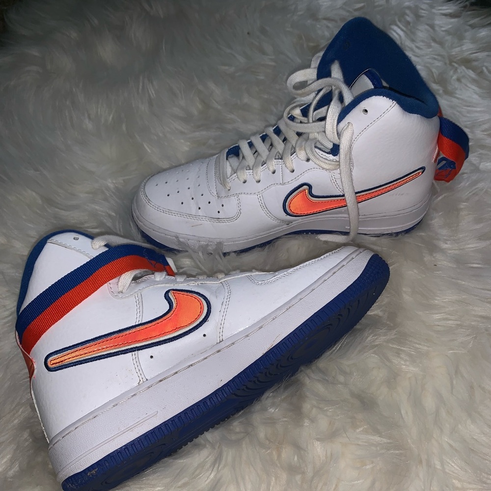 Nike Air Force mid 6.5 y/ 8 women’s